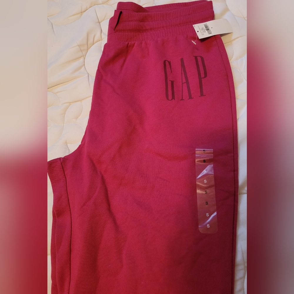 GAP Pink Sweatpants